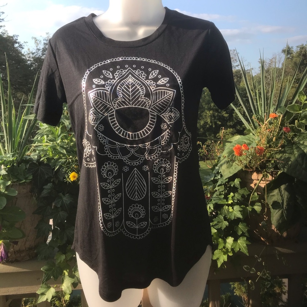 NWT Awake -  Brown t-shirt w floral pattern Size S